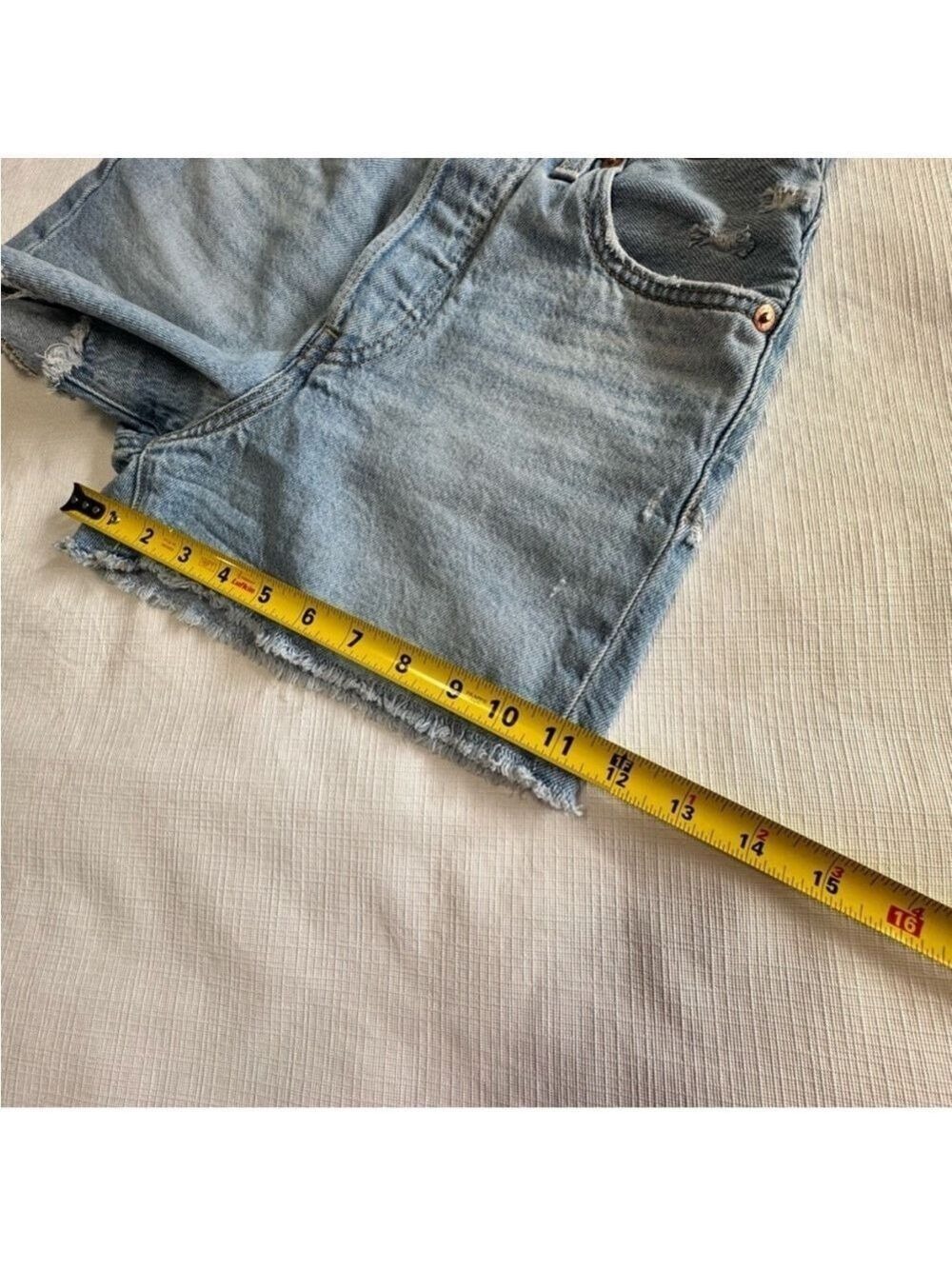 Levi's RIBCAGE SHOR, Blue Jean Shorts High-Waisted Frayed Hem, PREMIUM - Picture 12 of 12